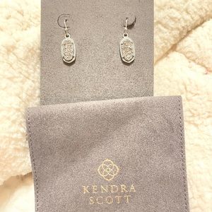 EUC Kendra Scott Lee Silver Drop Earrings in Platinum Drusy